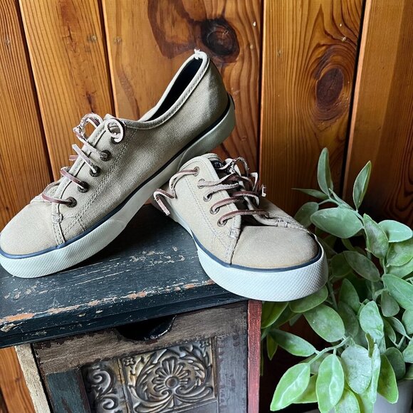WOMEN'S SPERRY TOP SIDER BOAT SHOES KHAKI CANVAS  LEATHER SHOE STRINGS SZ 7.5 M - Picture 12 of 13